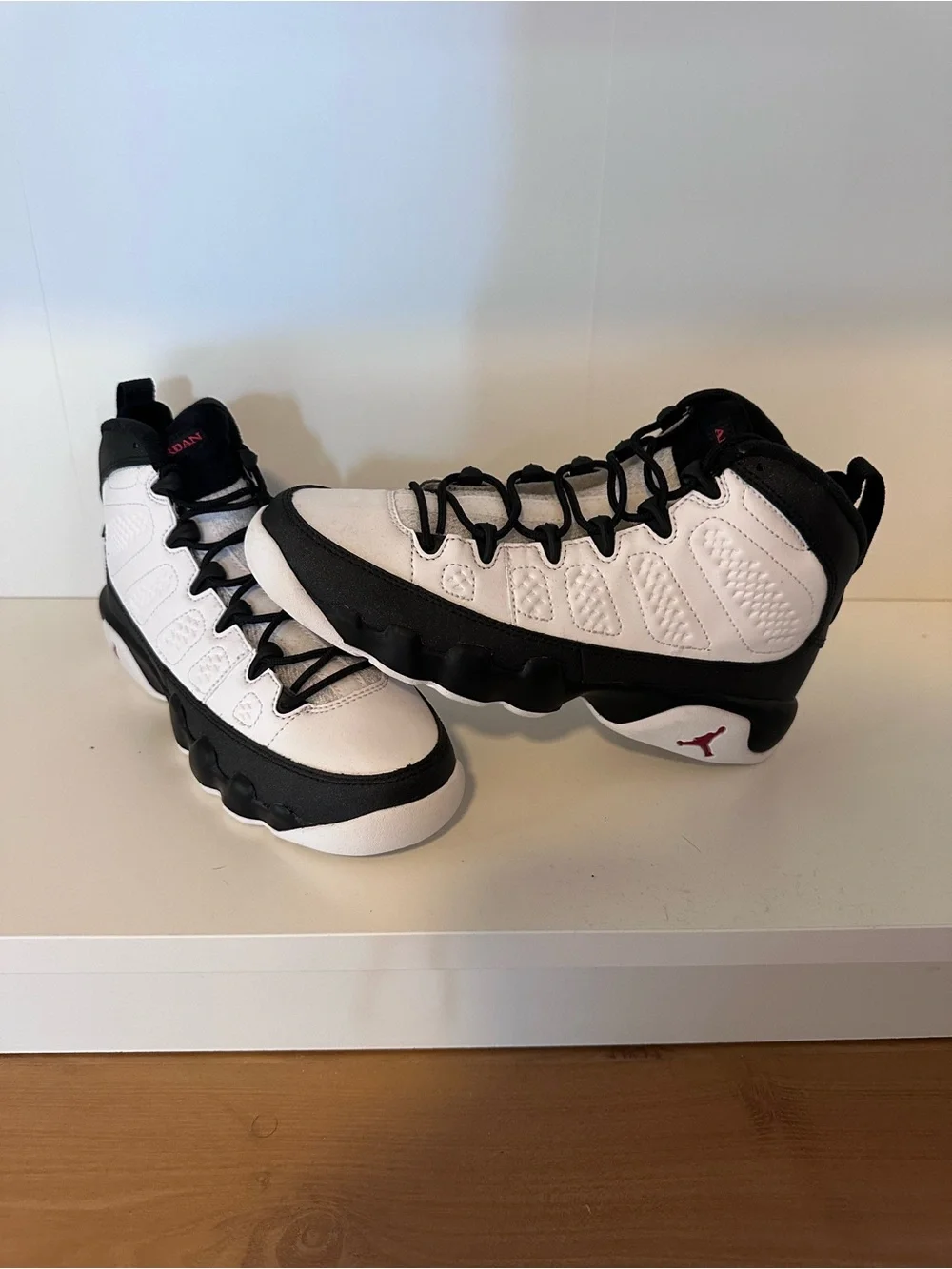 Air Jordan 9 Retro OG Space Jam 2016 in boys 4.5Y White and Black Sneakers